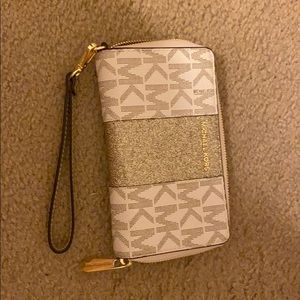Michael Kors wallet